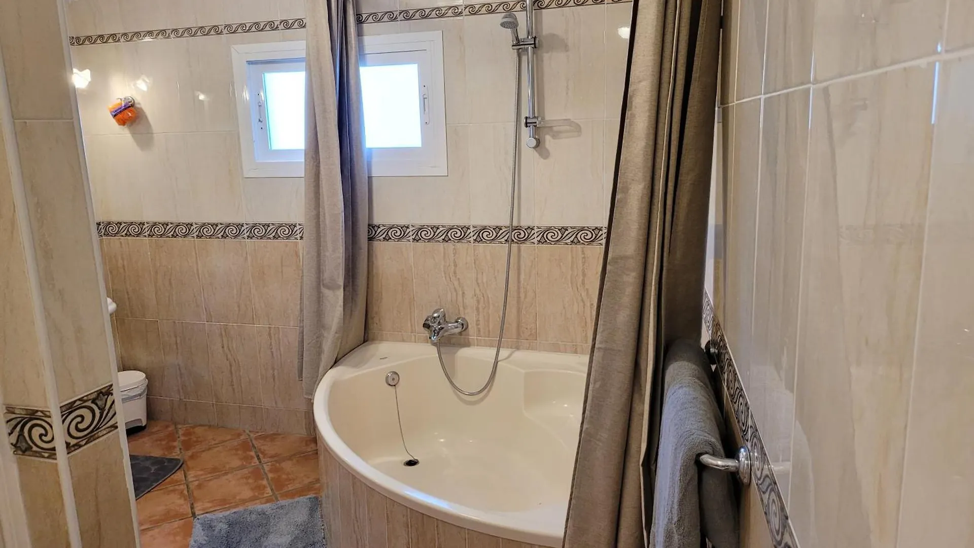 Luxury Apartments Sea Views With Pool Manilva Spain